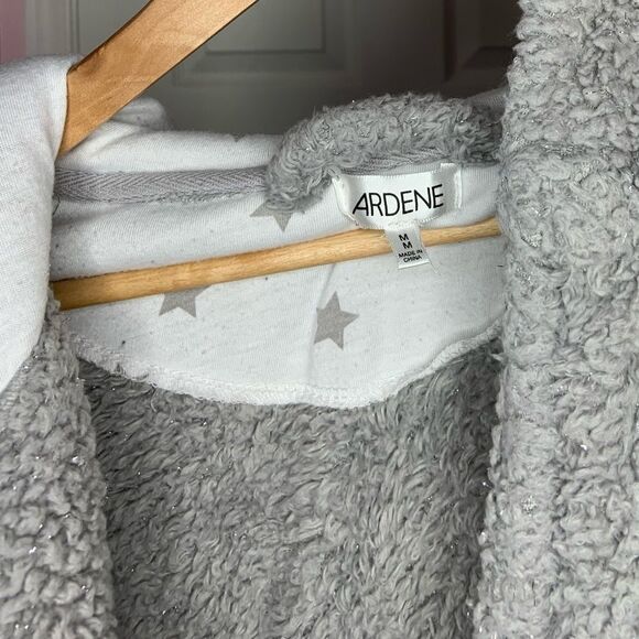 Fluffy Bear Robe - Picture 4 of 6